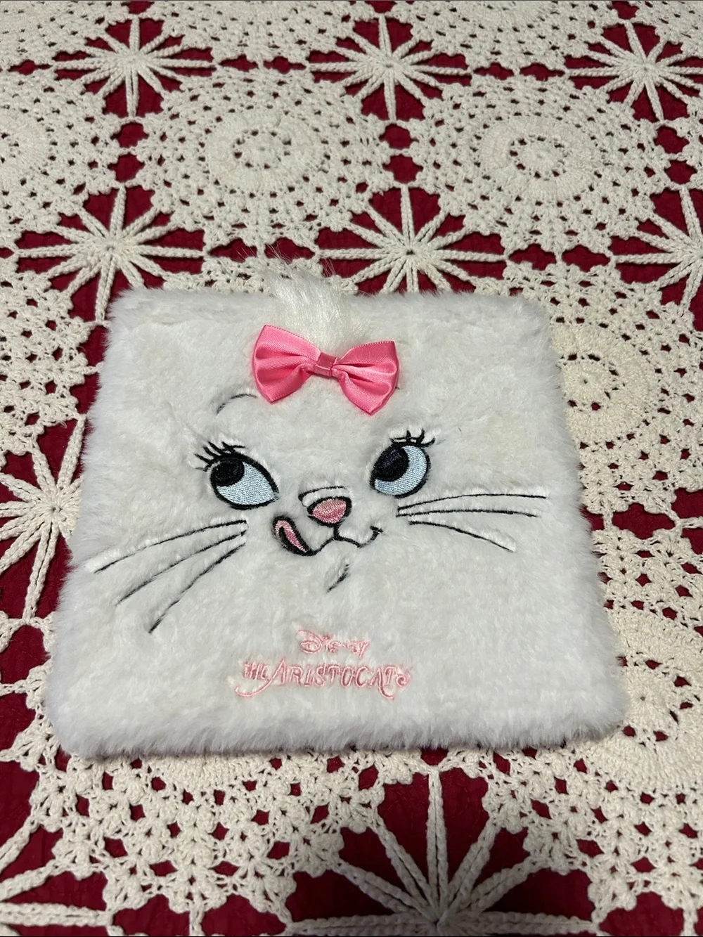 Disney White Plush Cat Pouch with Pink Bow eyeshadow palette new